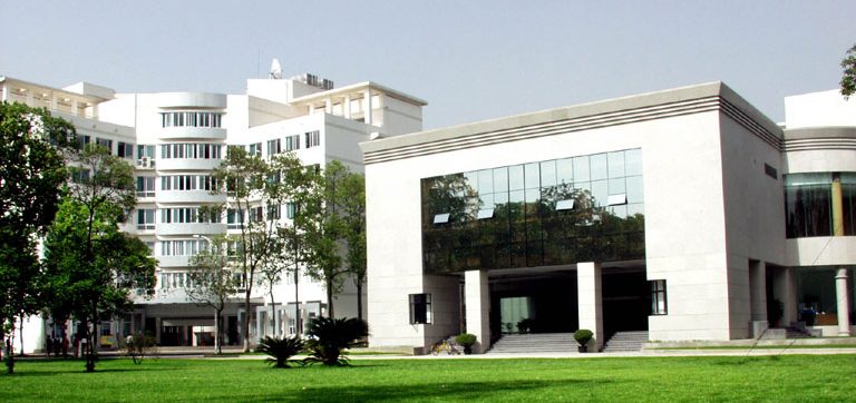 University of Electronic Science and Technology of China University of Electronic Science and Technology of China
