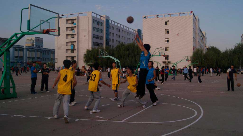 Юлинский университет (Yulin University)