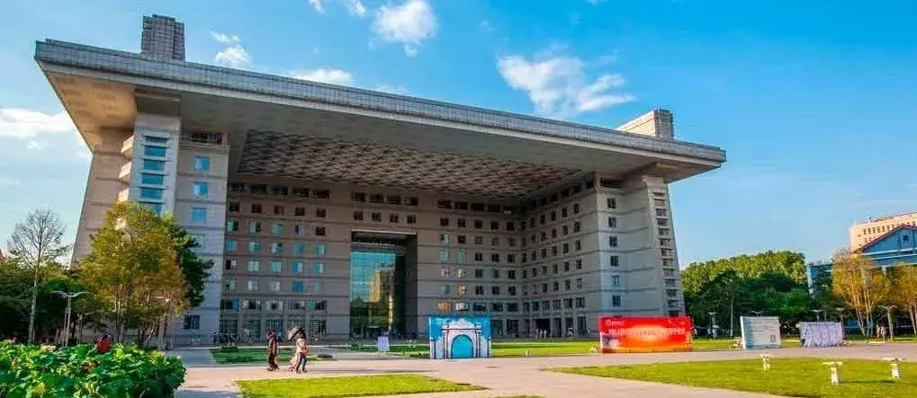 Высшее образование в Китае Высшее образование в Китае для иностранных студентов